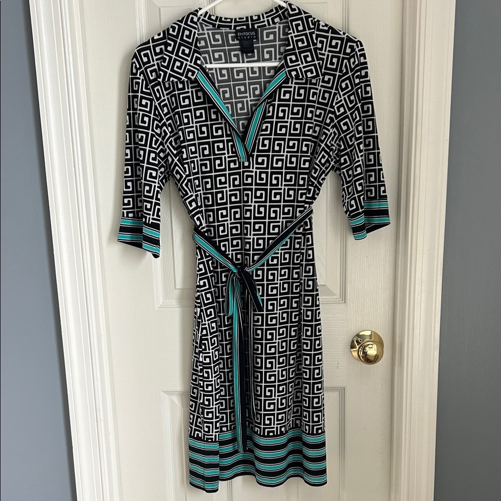 ⚜️ Enfocus Studio Black and Teal Geometric Dress